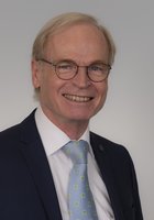 Dr. Dr. Heinrich Schneider Vorsitzender